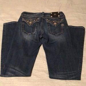 Women’s Miss Me Straight Leg Jeans